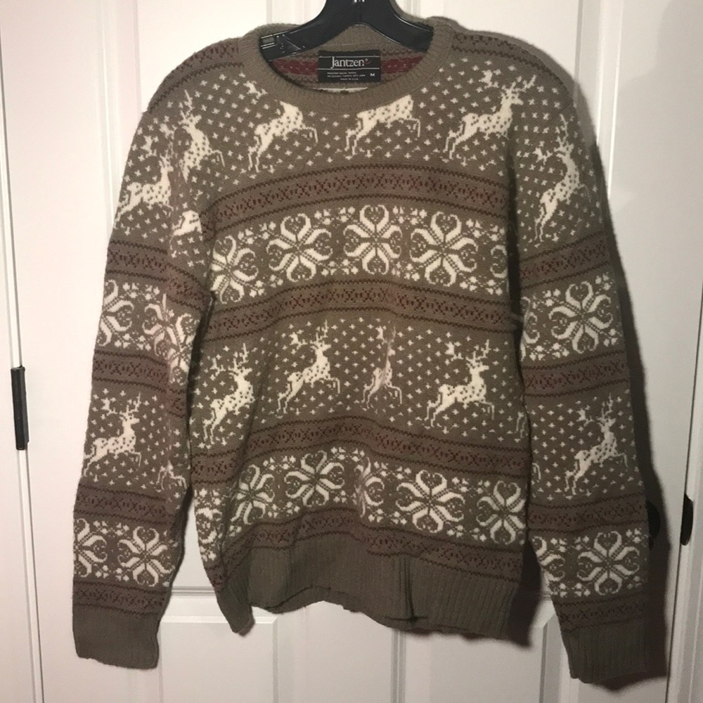 Vintage Jantzen sweater. Size medium